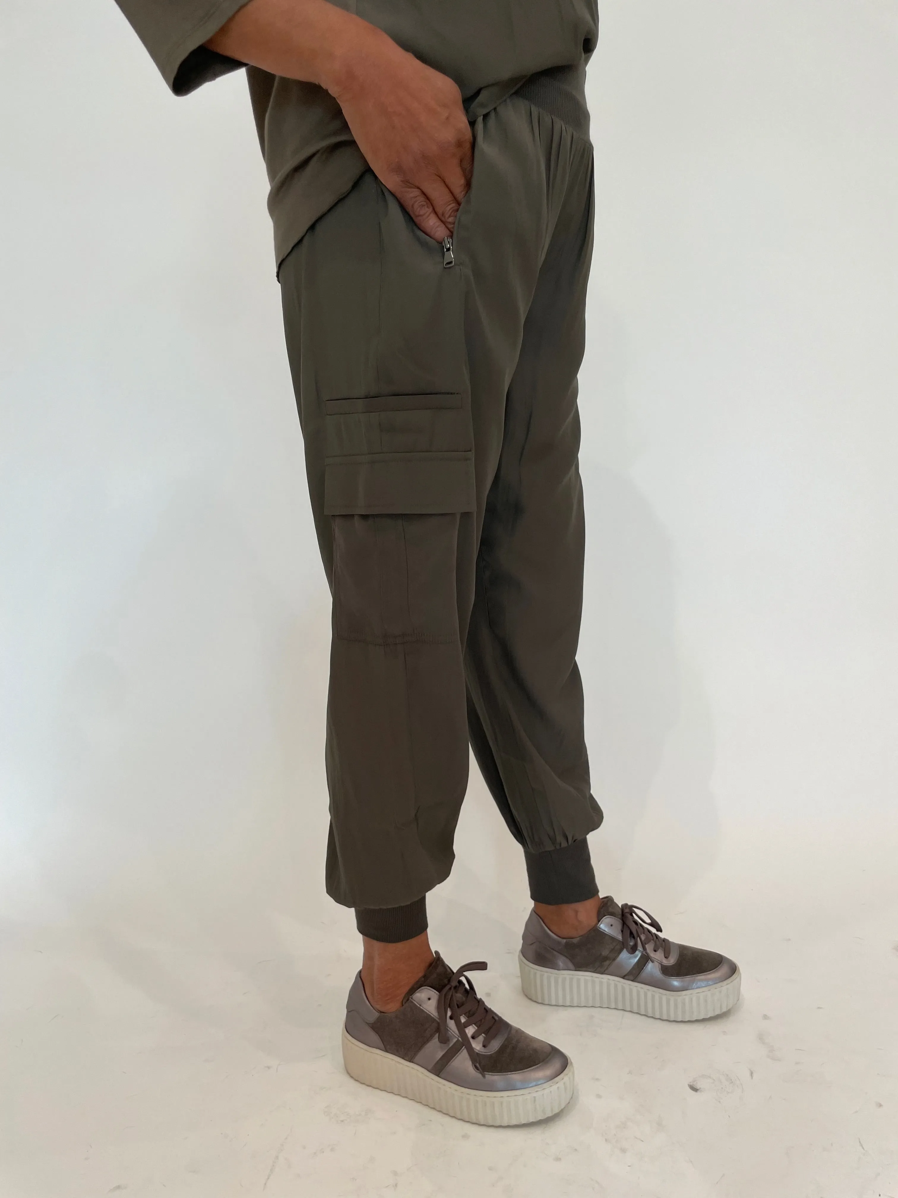 D-Satin Cargo Pants - Moss