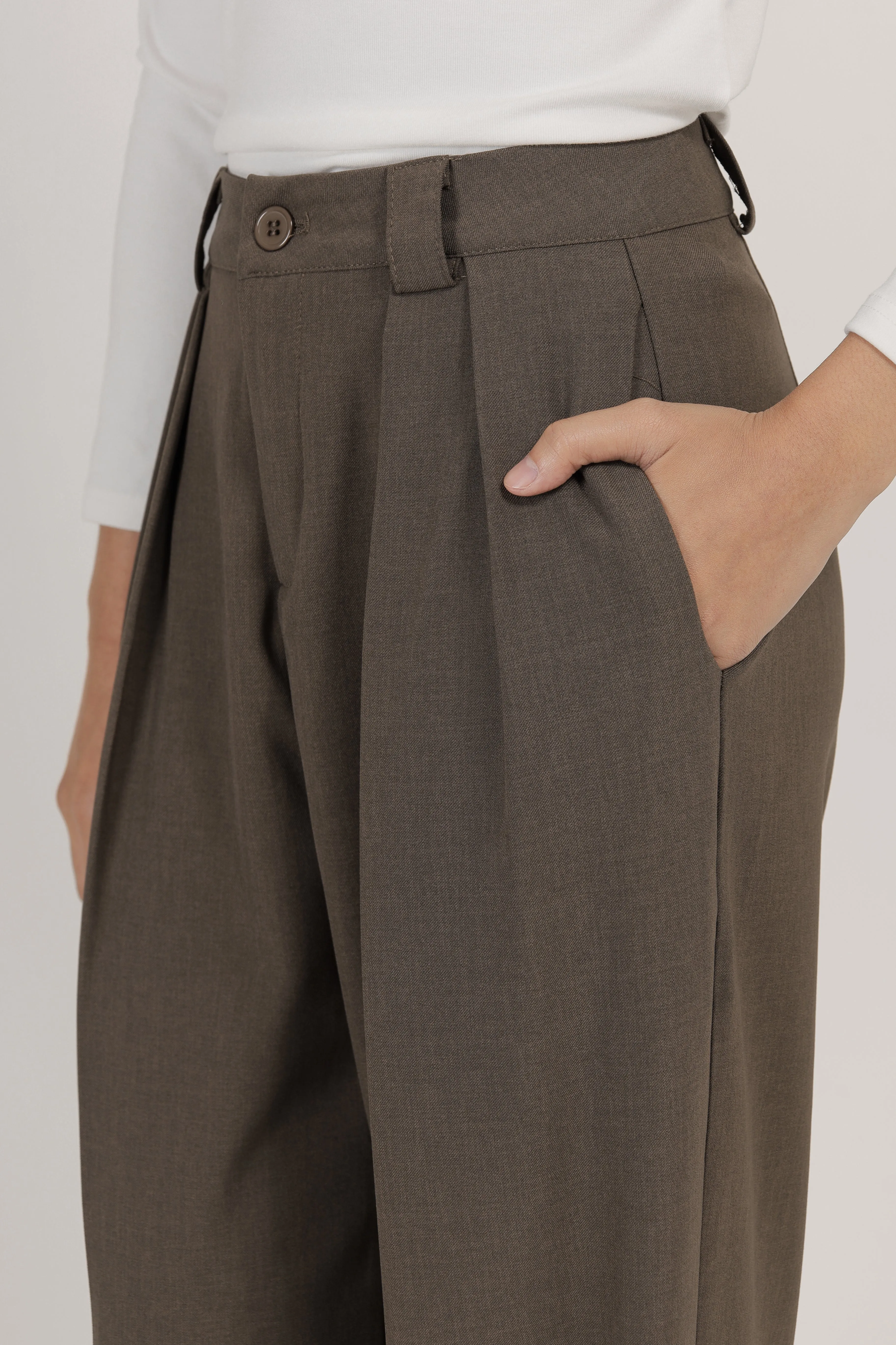 Darrah Relaxed Trousers
