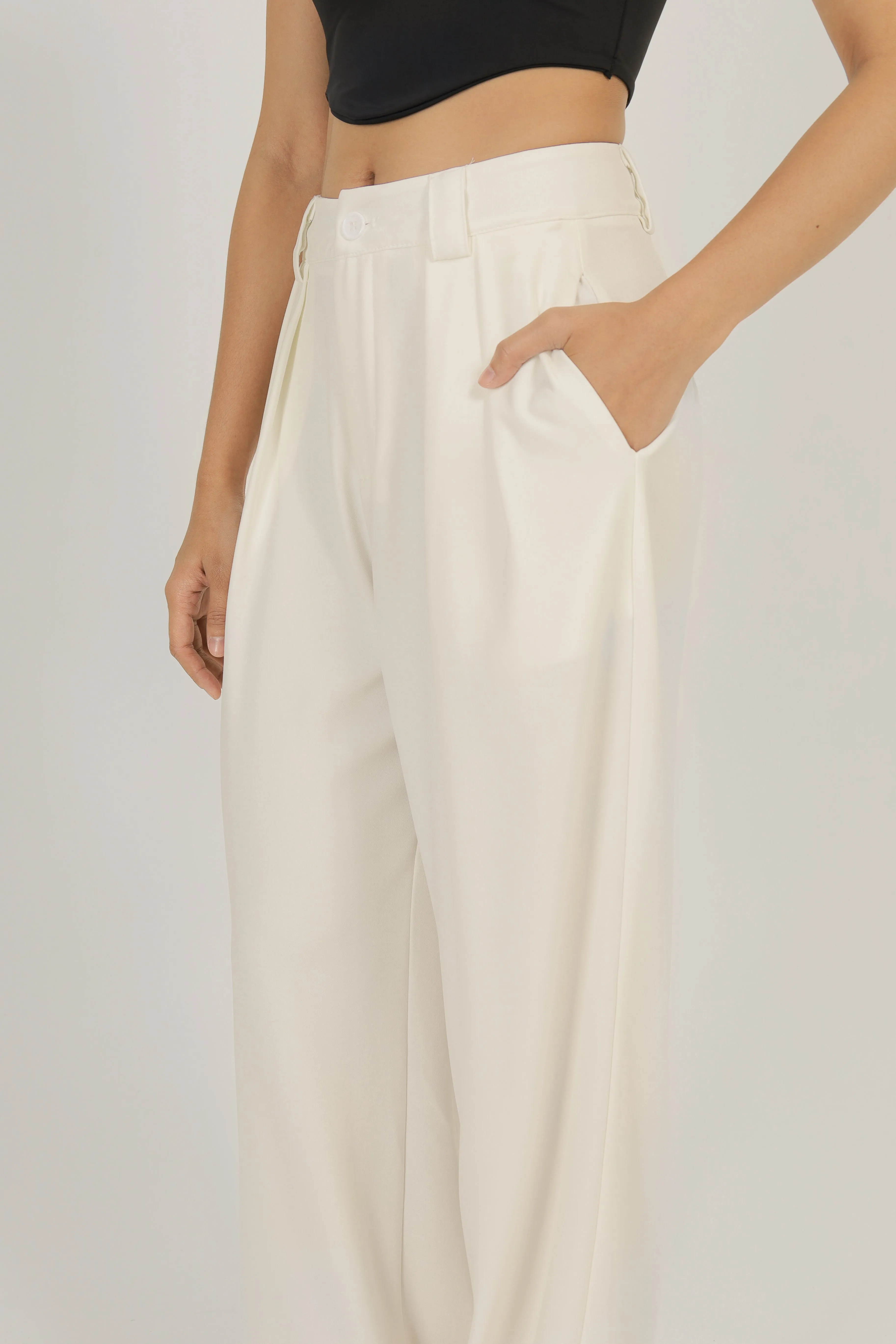 Darrah Relaxed Trousers