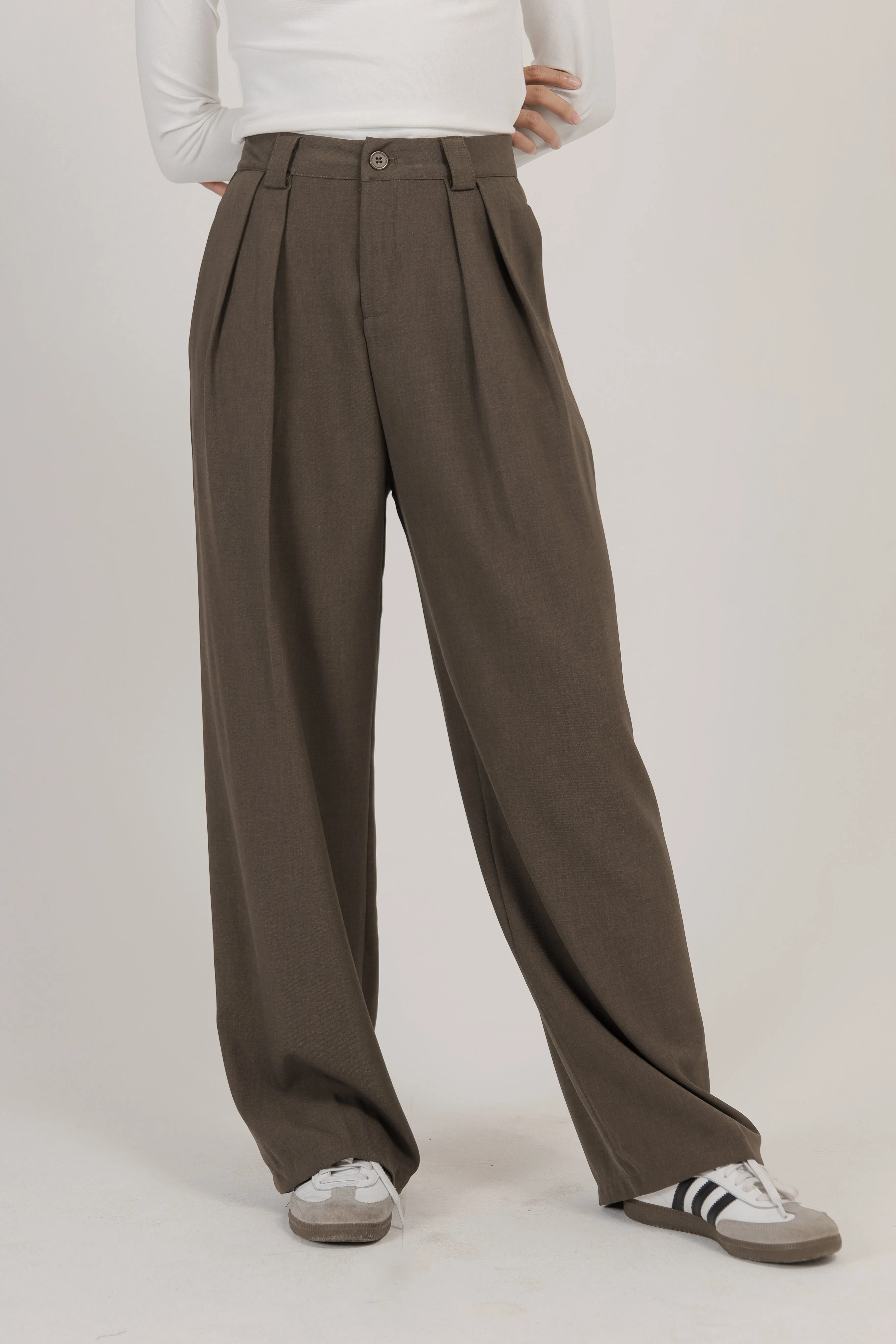 Darrah Relaxed Trousers