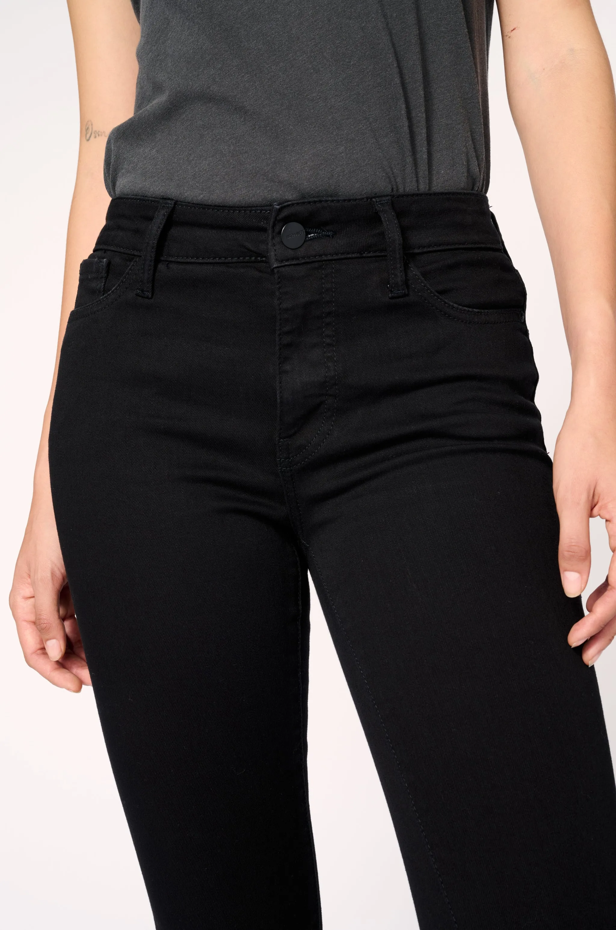 JFK - SKINNY JEANS | JET BLACK