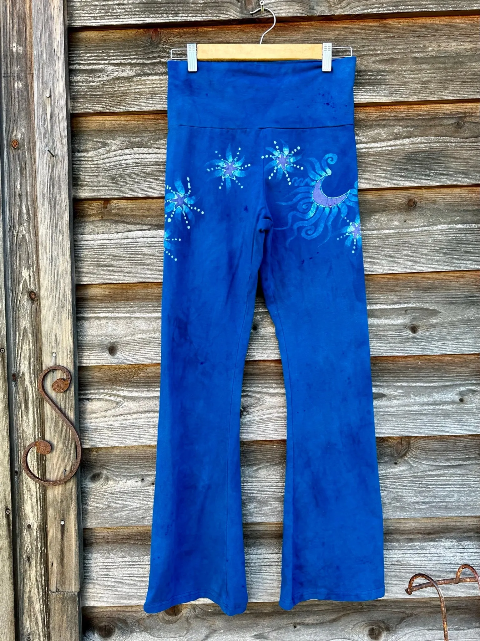 Super Blue Starflower Stretchy Movement Pants - Size Medium